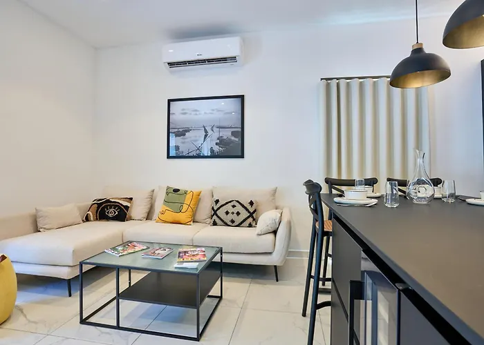 Marina View Apartment